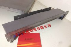 銅梁大連VDF-1500機(jī)床加工中心鈑金防護(hù)罩機(jī)床外觀